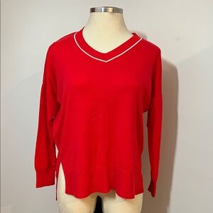 Heart Sleeve Sweater V-Neck HighLow hem SideSlits in Vibrant Red